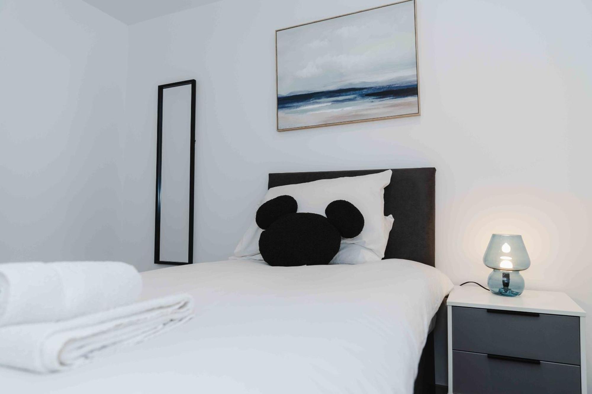 Stunning Luxury Stay By Vichy Kingston upon Hull Exterior photo