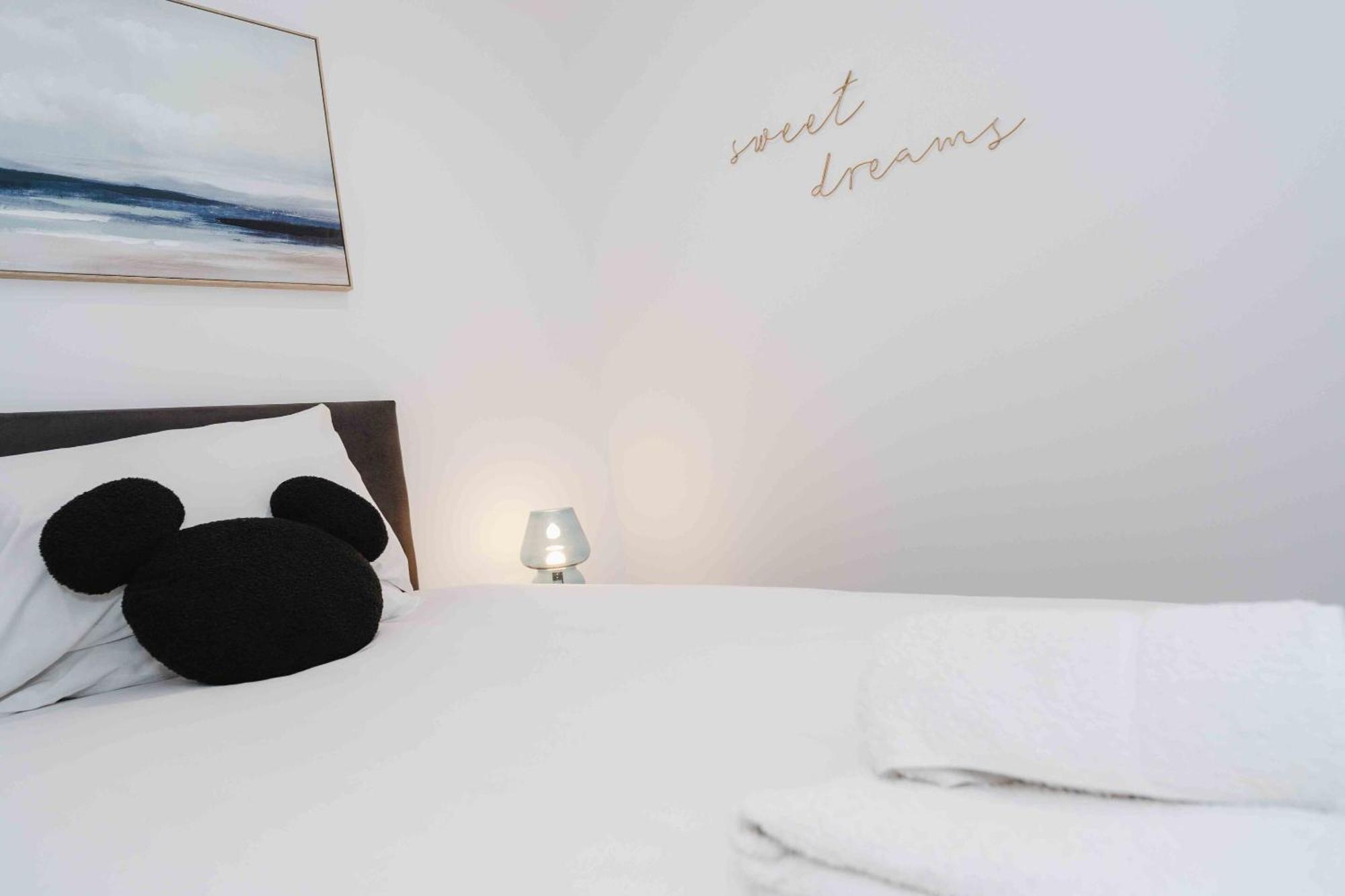 Stunning Luxury Stay By Vichy Kingston upon Hull Exterior photo